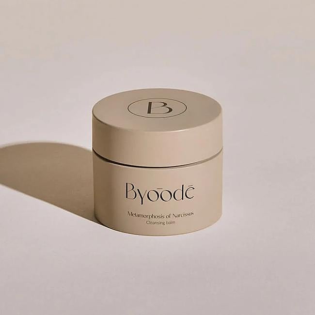 Metamorfosis de Narciso por Byoode.